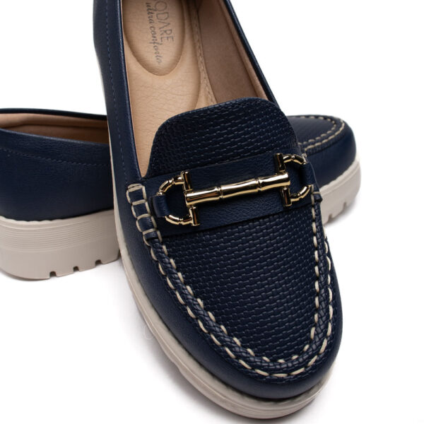 Mocassim Feminino Modare em Napa com Detalhe Dourado e Costuras Marinho - Imagem 2